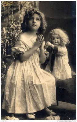 Pin by Pinner on ВИНТАЖ-ДЕТИ-1 | Vintage children photos, Children praying,  Vintage girls