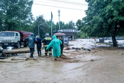 Меняйло поручил выяснить причины обрушения воды на поселок Южный -  19.06.2023, Sputnik Южная Осетия