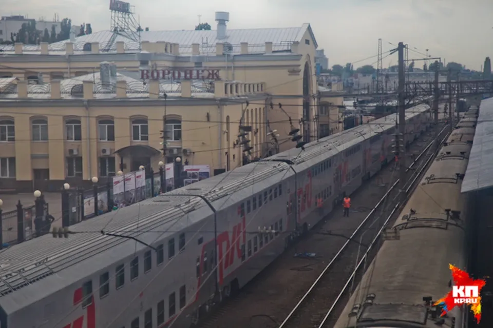 Двухэтажный поезд Воронеж Москва. Двухэтажный поезд Москва Смоленск. Двухэтажный поезд Воронеж Москва фото. Поезд Москва 20 20.