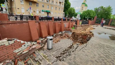 В Воронеже после дождя обрушился Каменный мост