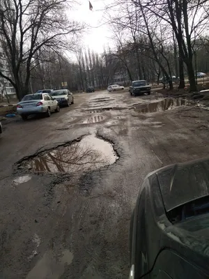 Купить квартиру по адресу улица Генерала Лизюкова, 23, Воронеж,  Коминтерновский район - 1 объявление о продаже квартир (3-комн) недорого:  планировки, цены и фото – Домклик