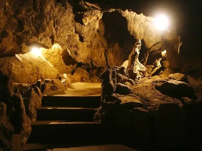 Воронцовские пещеры | экскурсии в Сочи и Адлере