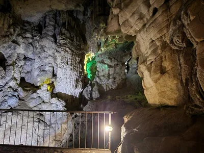 Экскурсия Воронцовская пещера 2023 | Расписание и цены экскурсий на  ноябрь-декабрь от Рута Сочи