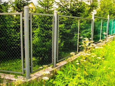 Заборы для загородного дома под ключ в Казани | Изготовление и установка