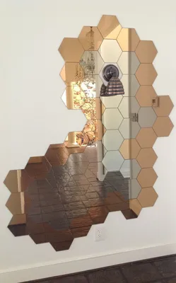 Зеркала Икеа - 75 фото модных новинок в интерьере | Hexagon mirror, Master  decor, Hallway wall art