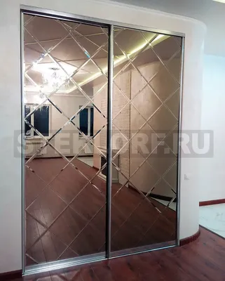 Зеркальные двери купе Планер в СПб | Шкафы купе с зеркалом
