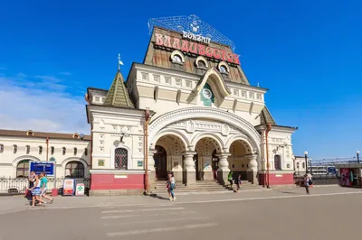Железнодорожный вокзал во Владивостоке: направления поездов, услуги,  инфраструктура и немного истории.