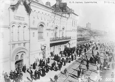 Исторические места, которые стоит увидеть во Владивостоке: история  железнодорожного вокзала | Студ.Дзен | ВВГУ | Дзен