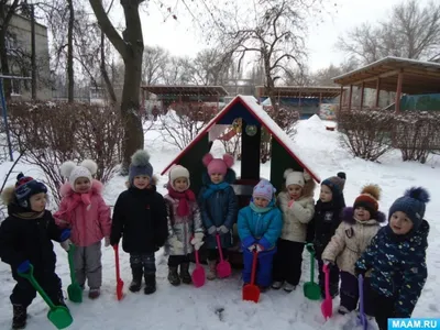 Friends in snow | Идеи для фото, Братские фото, Зимняя фотография