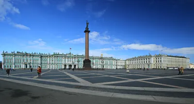 Санкт-Петербург. Зимний дворец и набережная