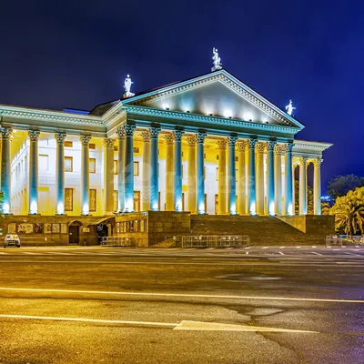 В Сочи завершается обновление Зимнего театра - Айк Зебелян