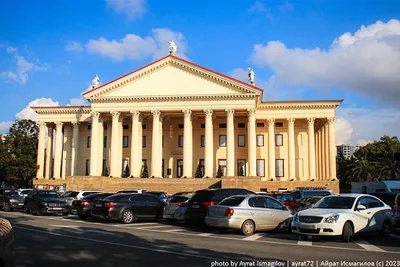 Зимний театр и филармония города Сочи