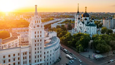 Воронежцев поставили на гвозди. Рекордсменка Анжелика Золотая провела  экстремальный мастер-класс | Горком36 новости Воронеж