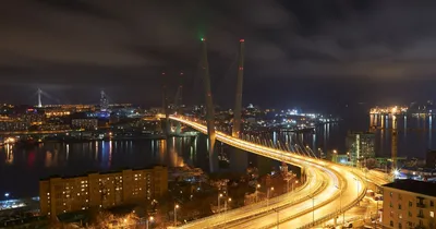 File:Золотой мост..jpg - Wikimedia Commons